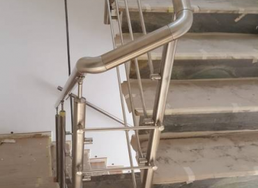 Ringhiera in acciao 5