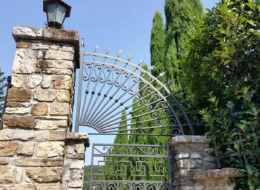 Cancello villa in ferro battuto